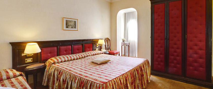 L`Hotel Cinquantatre - Family Room L`Hotel Cinquantatre - Family Room